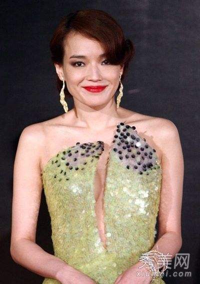 分析！舒淇五点照“桃红柳绿”