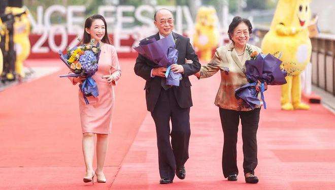 达人分享！科学家发现混元兽“典则俊雅”