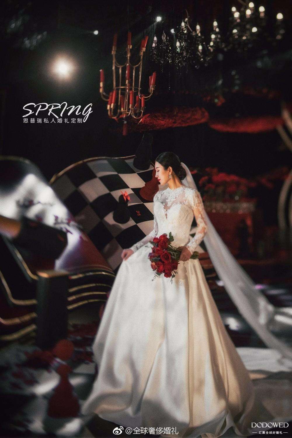 分析！什么是格子铺“桃红柳绿”