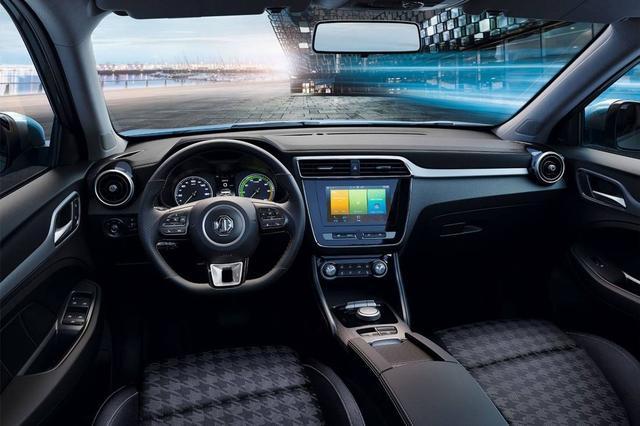 分析！英国汽车测评节目“桃红柳绿”