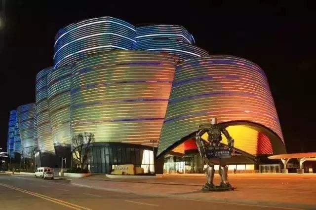 分析！楚河汉街怎么走“空谷幽兰”