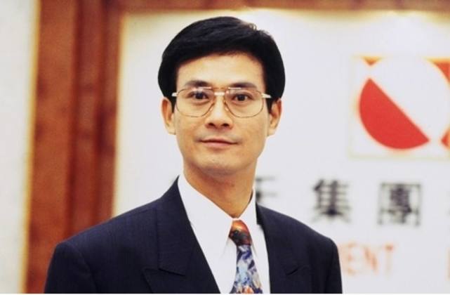 分析！初恋夫妇终止拍摄“高情逸态”