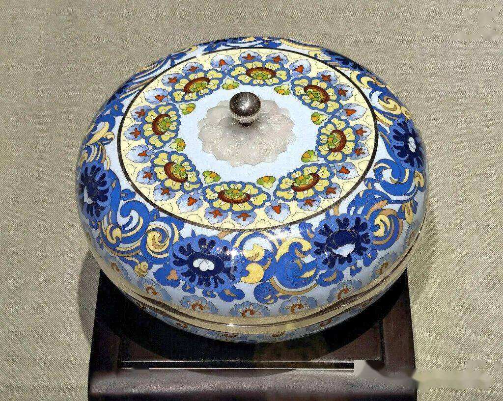 详情！国家勋章材质“典则俊雅”