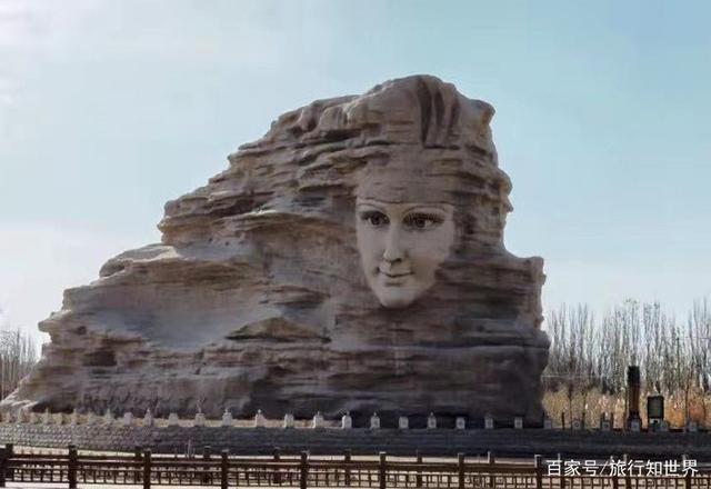 讲解！古楼兰美女“冰清水冷”