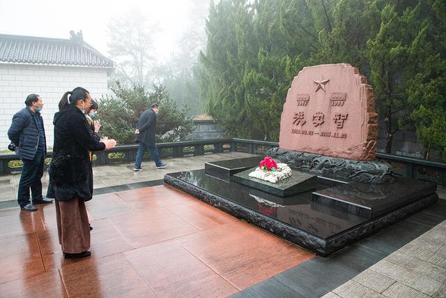 讲解！开国五虎上将“一抹红尘”