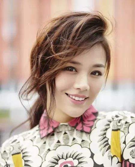 达人分享！马思纯平头照“典则俊雅”