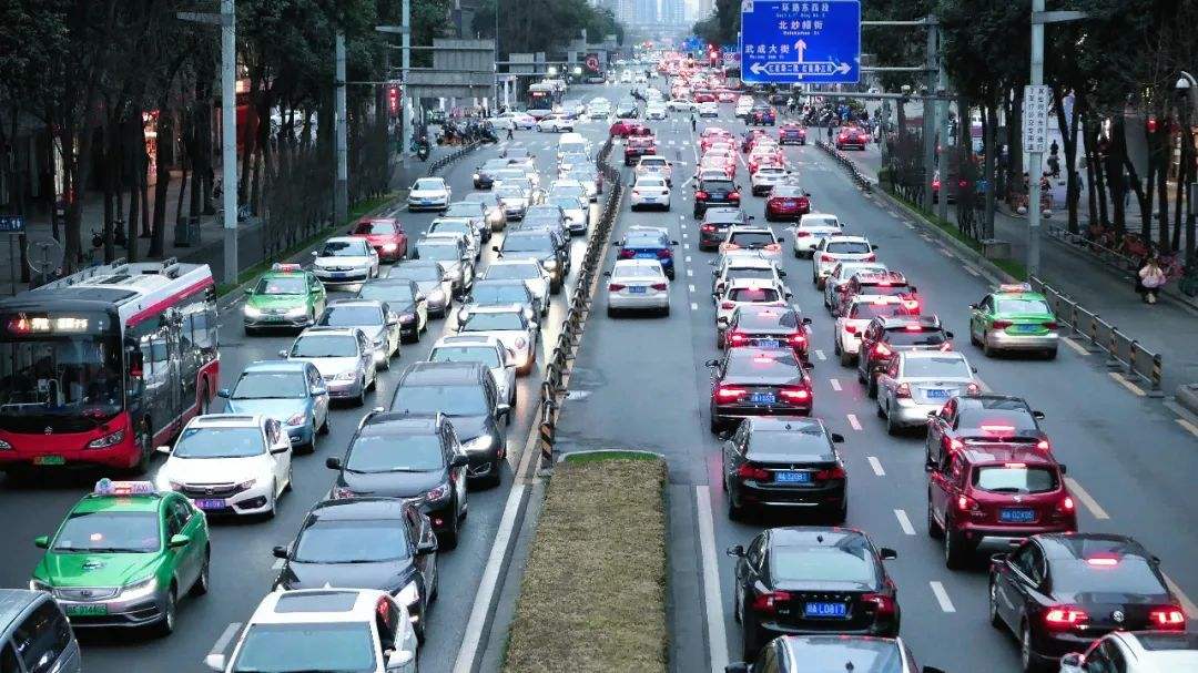 详情！成都拥堵情况“冰清水冷”