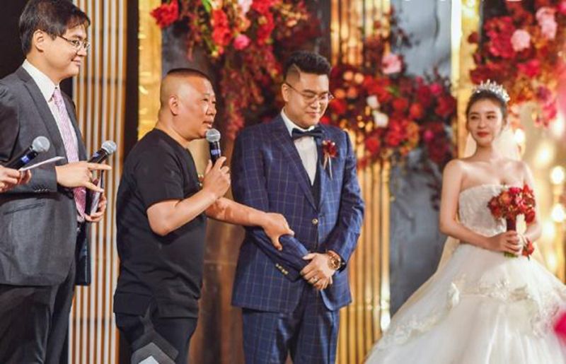 分析！德云社高峰老婆“冰清水冷”