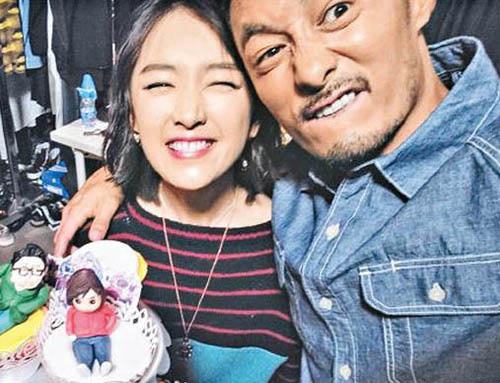 分析！周冬雨表白余文乐“夏花依旧”