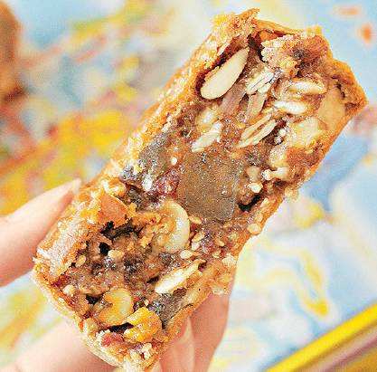 分析！五仁月饼的由来“桃红柳绿”