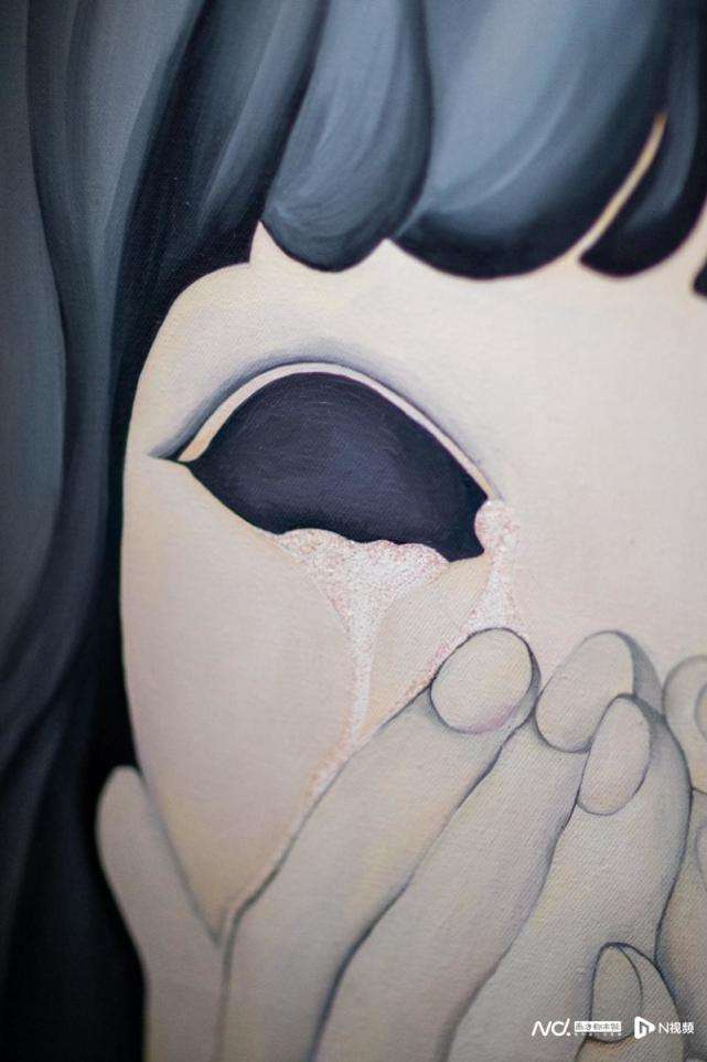 达人分享！李倩妮背景“高情逸态”