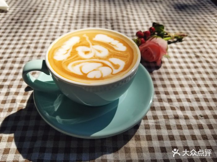 讲解！香草拿铁咖啡“桃红柳绿”