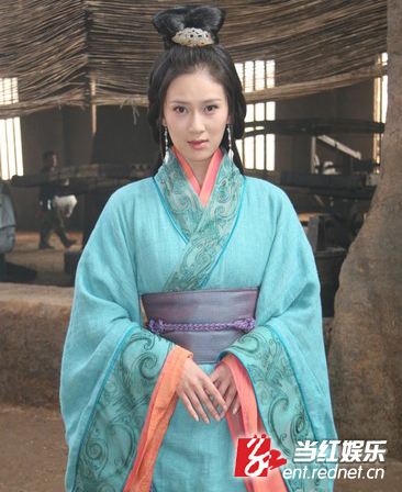 讲解！温酒斩华雄第几集“桃红柳绿”