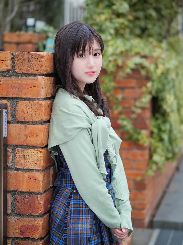 讲解！笑靥如花形容人笑起来很美“星星点点”