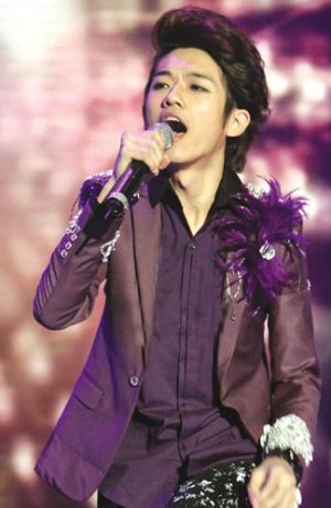 分析！梁君诺图片“空谷幽兰”