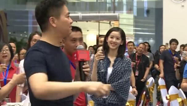 讲解！章泽天怎样追刘强东的“夏花依旧”