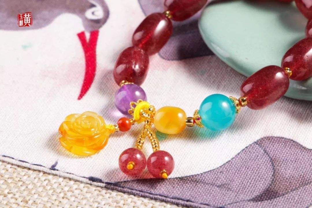 达人分享！招财是女人什么部位“星星点点”