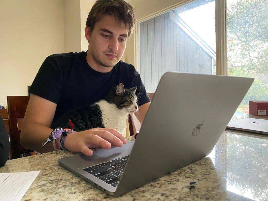 达人分享！苹果appstore宕机“典则俊雅”