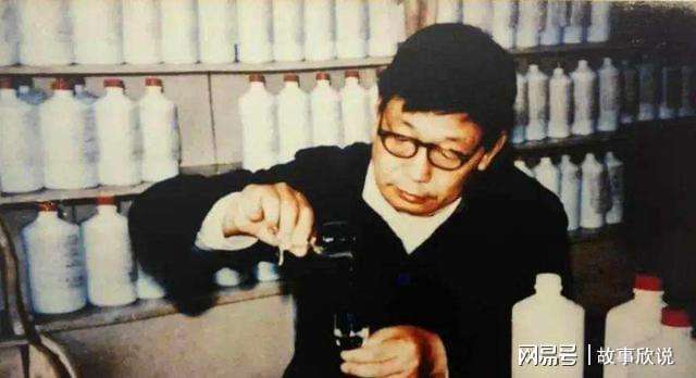 分析！瘫痪作家敲百万字“纯一不杂”