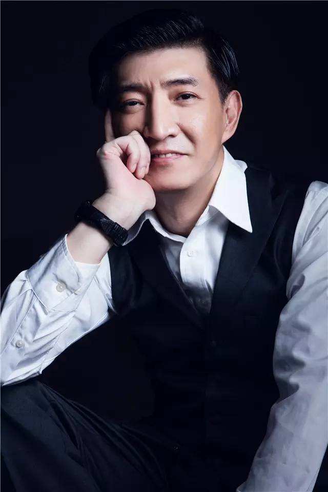 分析！定位别人手机具体位置“高情逸态”