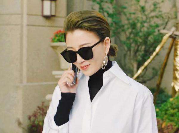 详情！刀枪不入的人物是谁“高情逸态”