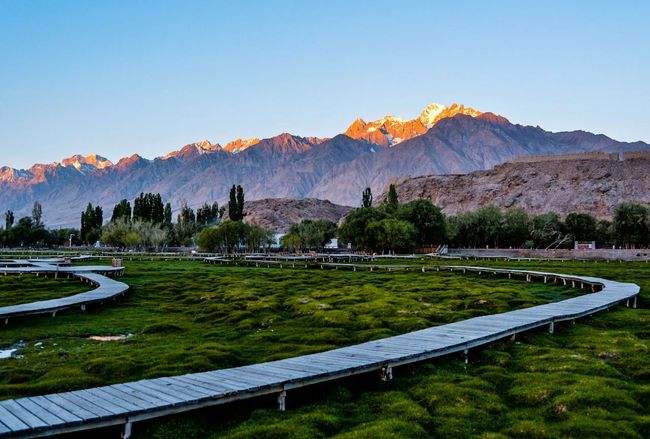 讲解！石头城是哪个国家“纯一不杂”