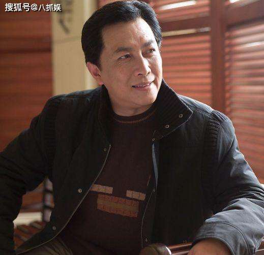 讲解！唐国强女儿“星星点点”