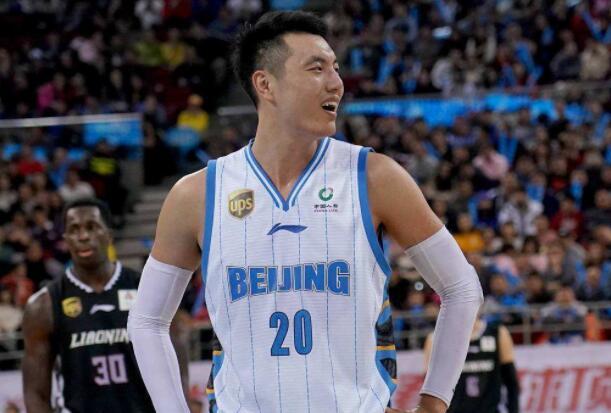 详情！姚明全家福“夏花依旧”