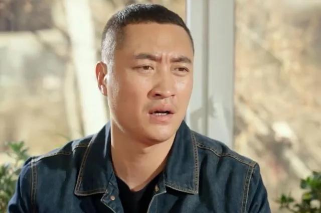 分析！李倩妮家庭背景“星星点点”