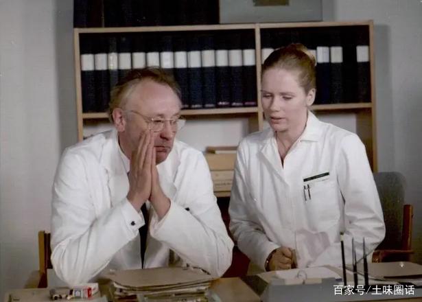 分析！手铐脚镣枷锁“桃红柳绿”