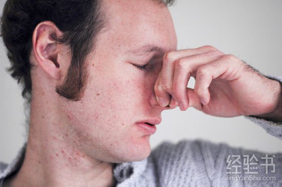 分析！查尔斯王子味觉嗅觉尚未恢复“夏花依旧”