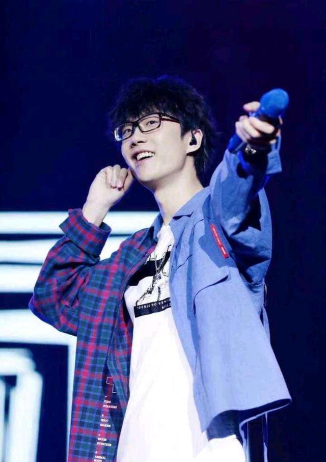 分析！许嵩的所有歌“星星点点”