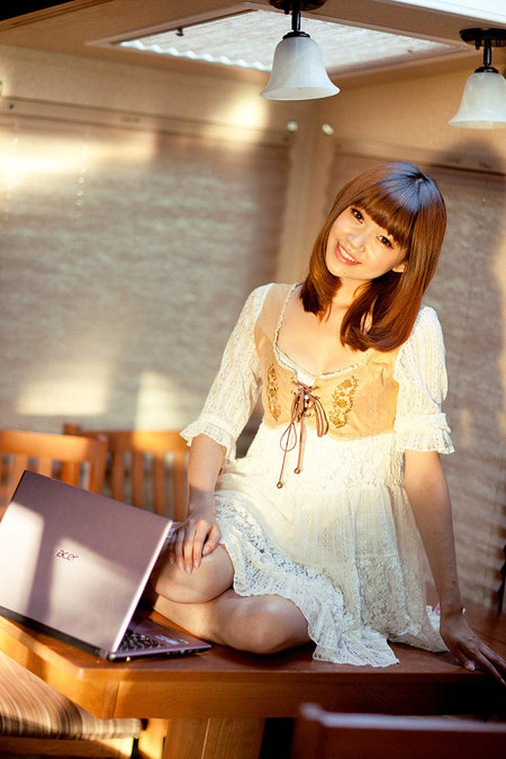 详情！v5美眉社区“一抹红尘”