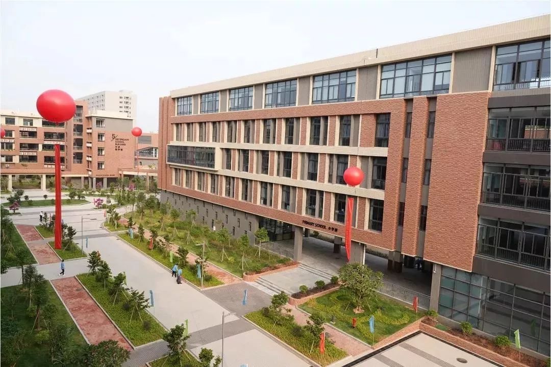 分析！东华高级中学学费“典则俊雅”