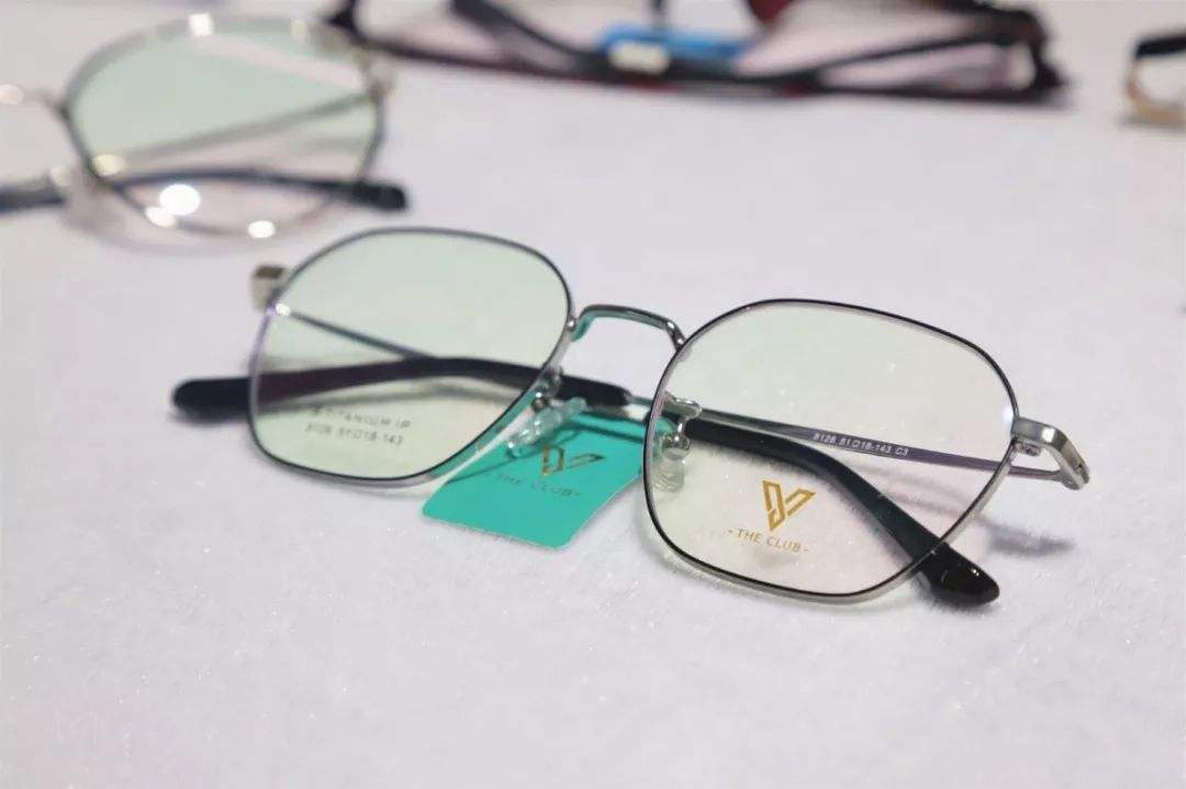 达人分享！马踏飞燕眼镜怎么样“纯一不杂”