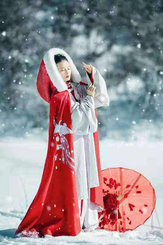 详情！为什么三年内不能送寒衣“高情逸态”