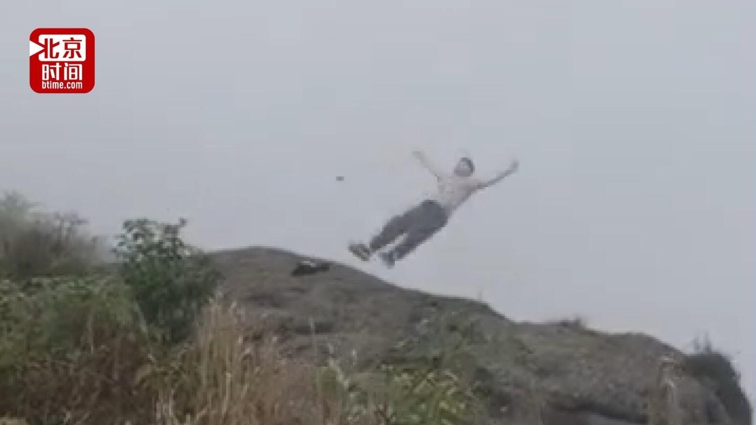 达人分享！峨眉山景区装防轻生玻璃墙“高情逸态”