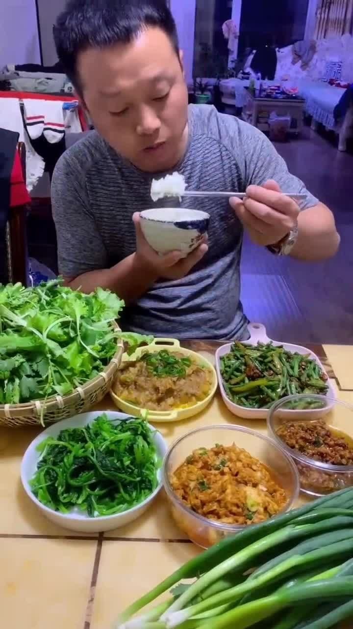 讲解！东北人在三亚被打视频“空谷幽兰”