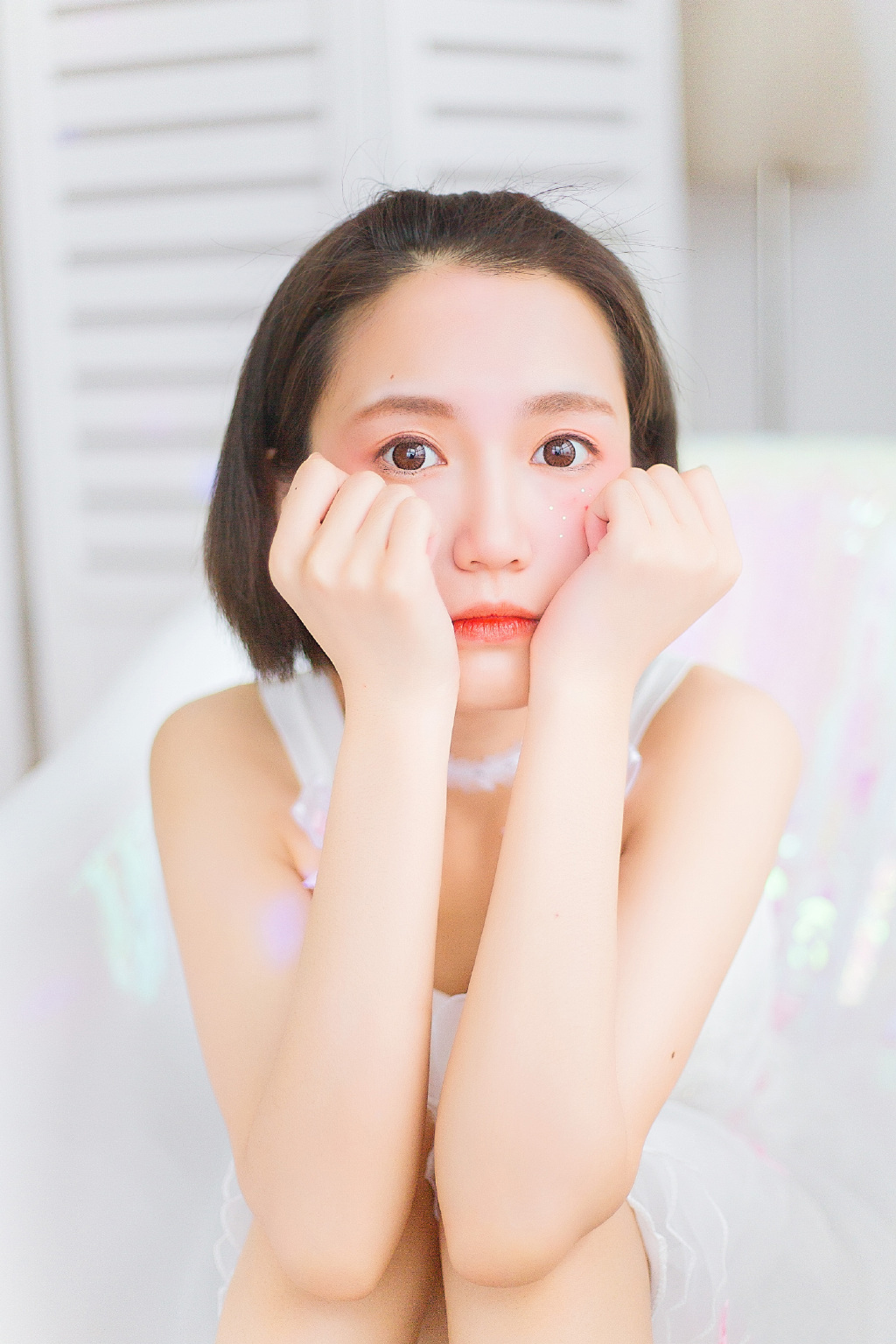 讲解！浴室少女二十天了图片