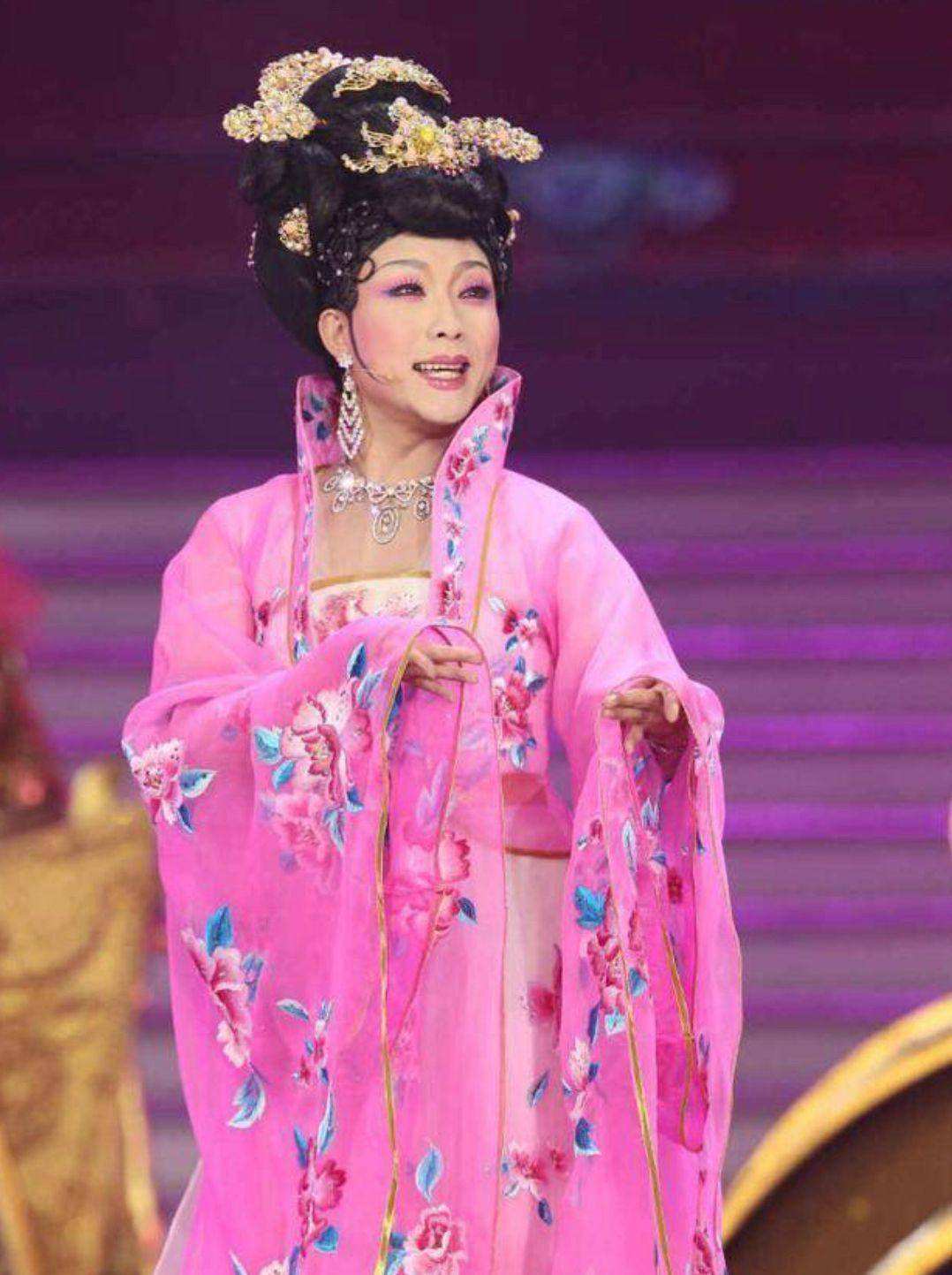 达人分享！李玉刚是哪的人