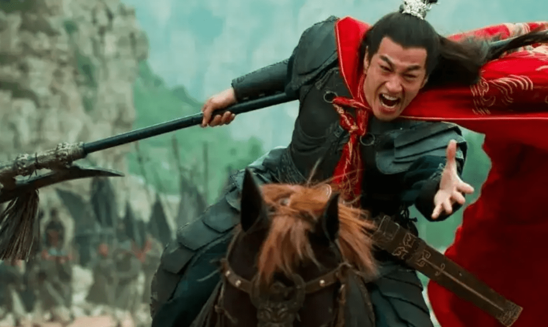 分析！三英战吕布第一个上的是谁“星星点点”