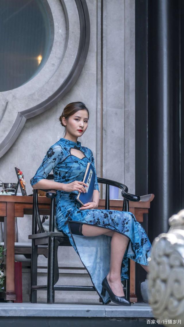 讲解！季风文“一抹红尘”