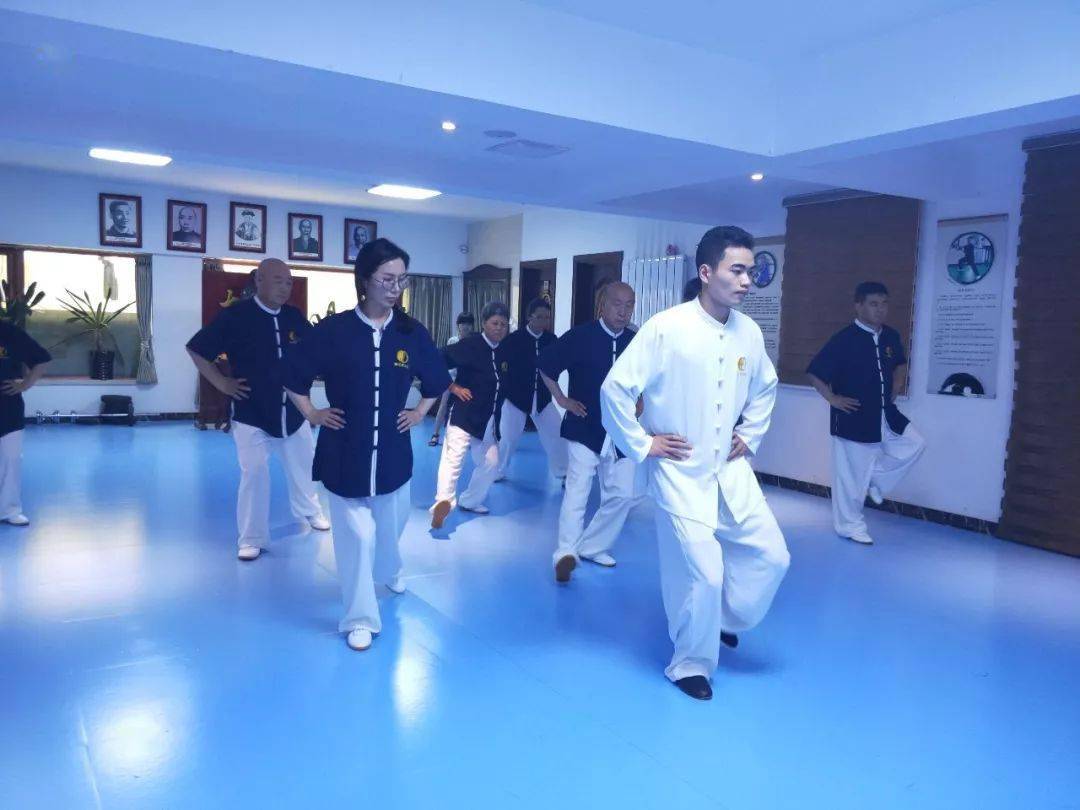 讲解！太极气功心法“桃红柳绿”