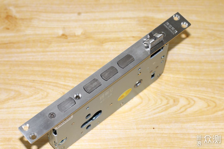 讲解！小益指纹锁为什么这么便宜“纯一不杂”