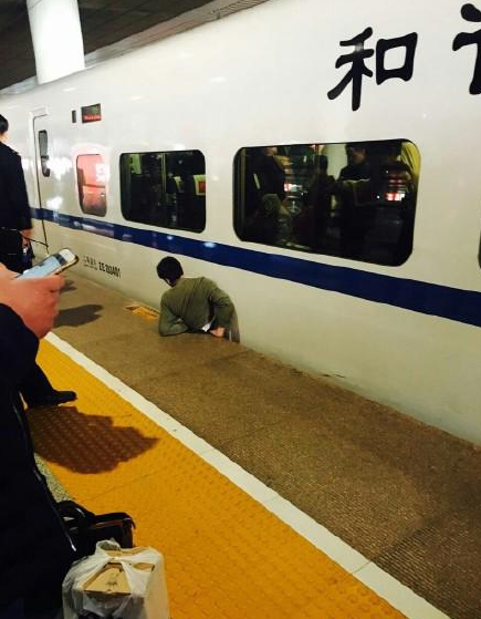 分析！18岁以上的身份证“桃红柳绿”