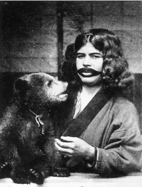 分析！虾夷族“高情逸态”