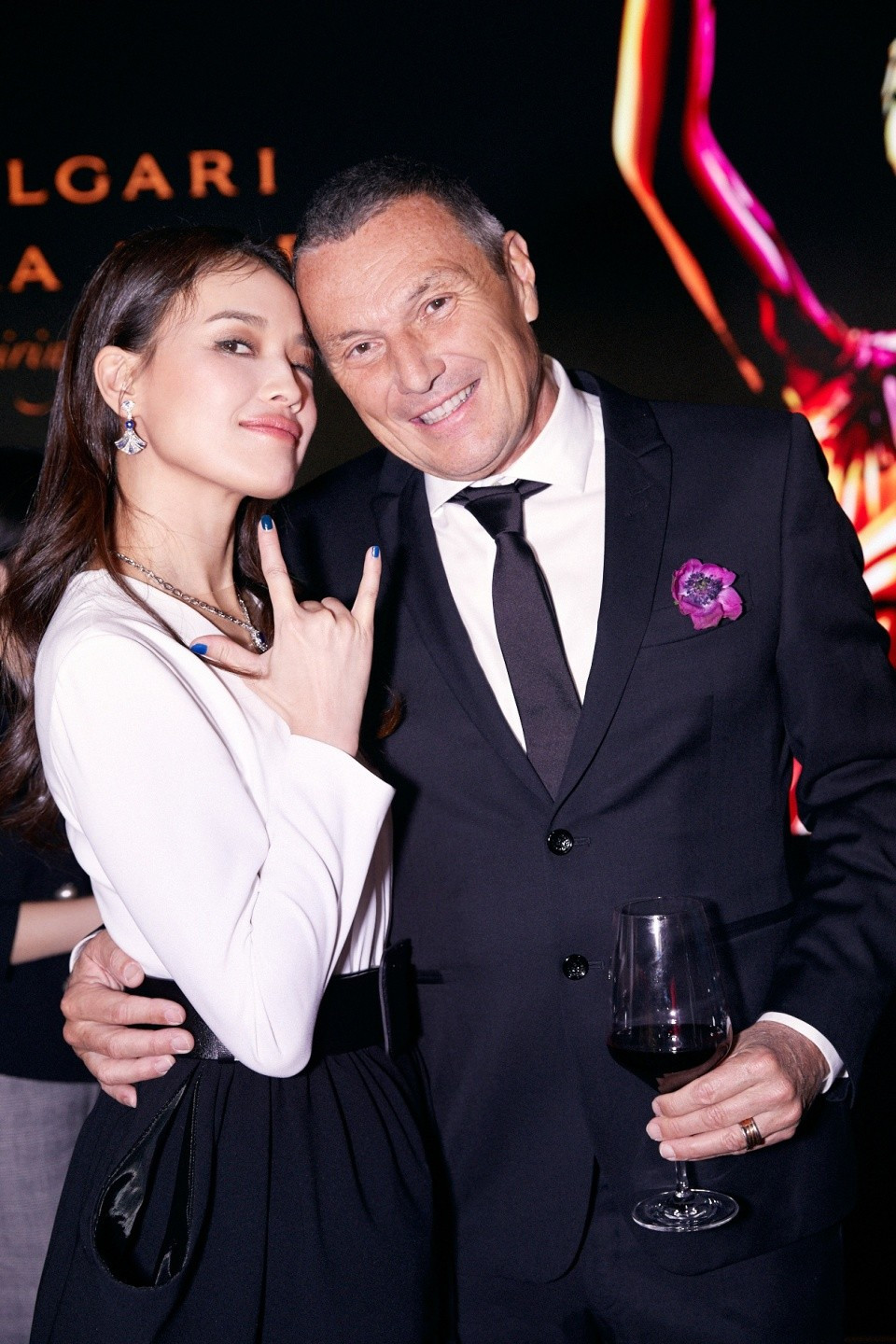 达人分享！舒淇五点照片“典则俊雅”