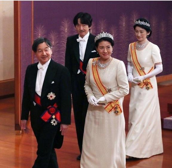 讲解！逃之夭夭一岁太子妃“高情逸态”