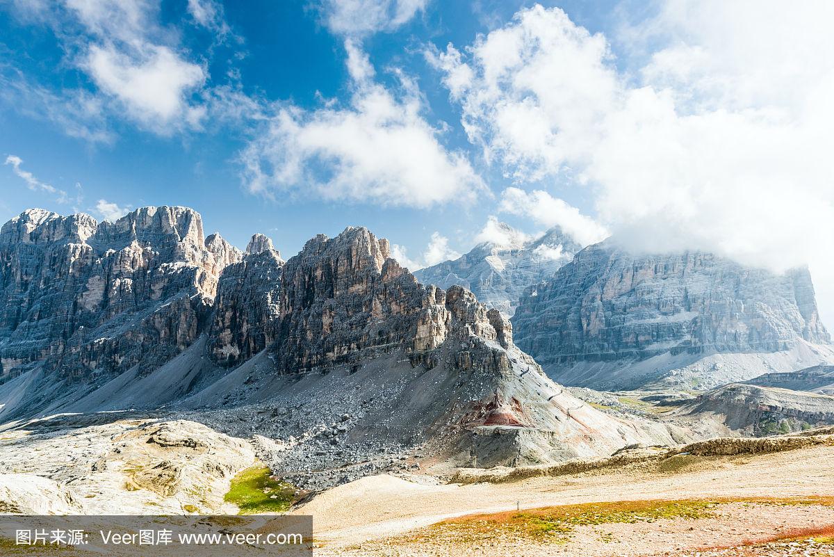 讲解！白云石山脉