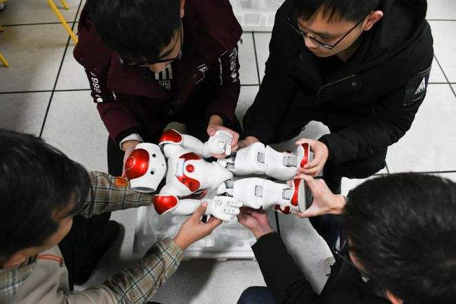 达人分享！黑客群“纯一不杂”